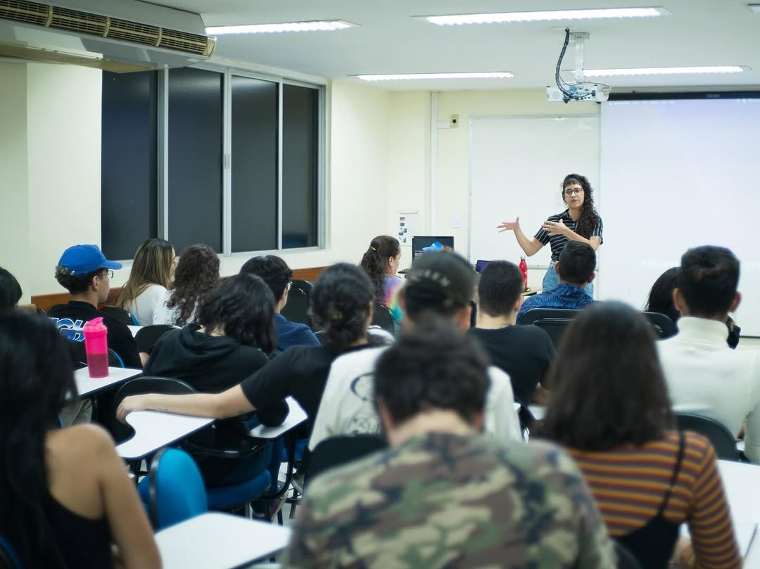 Projeto de fotografia oferece capacitação para indígenas na periferia de Manaus