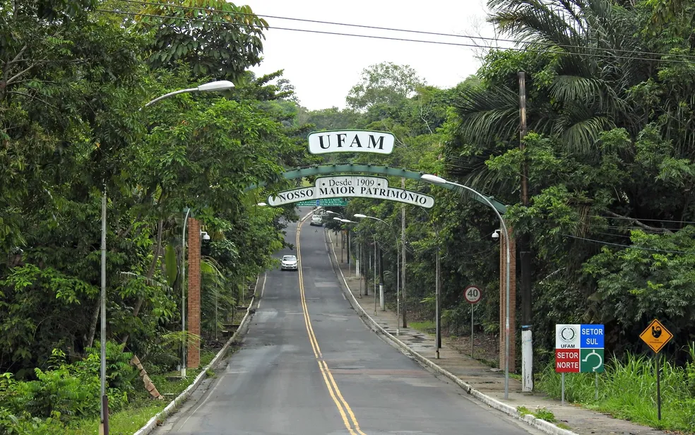 Ufam abre inscrições para 1.280 vagas em cursos de idiomas