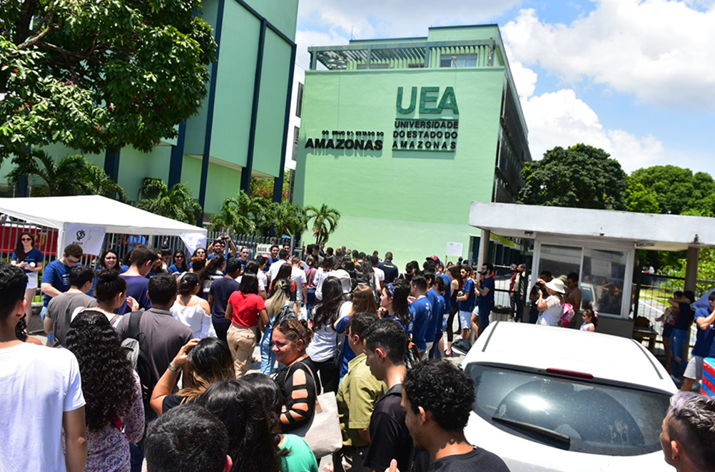 Confira os nomes dos aprovados no vestibular e SIS da UEA