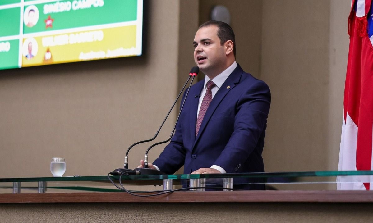 Na 1º sessão plenária, Roberto Cidade faz balanço da gestão e traça metas para ano legislativo