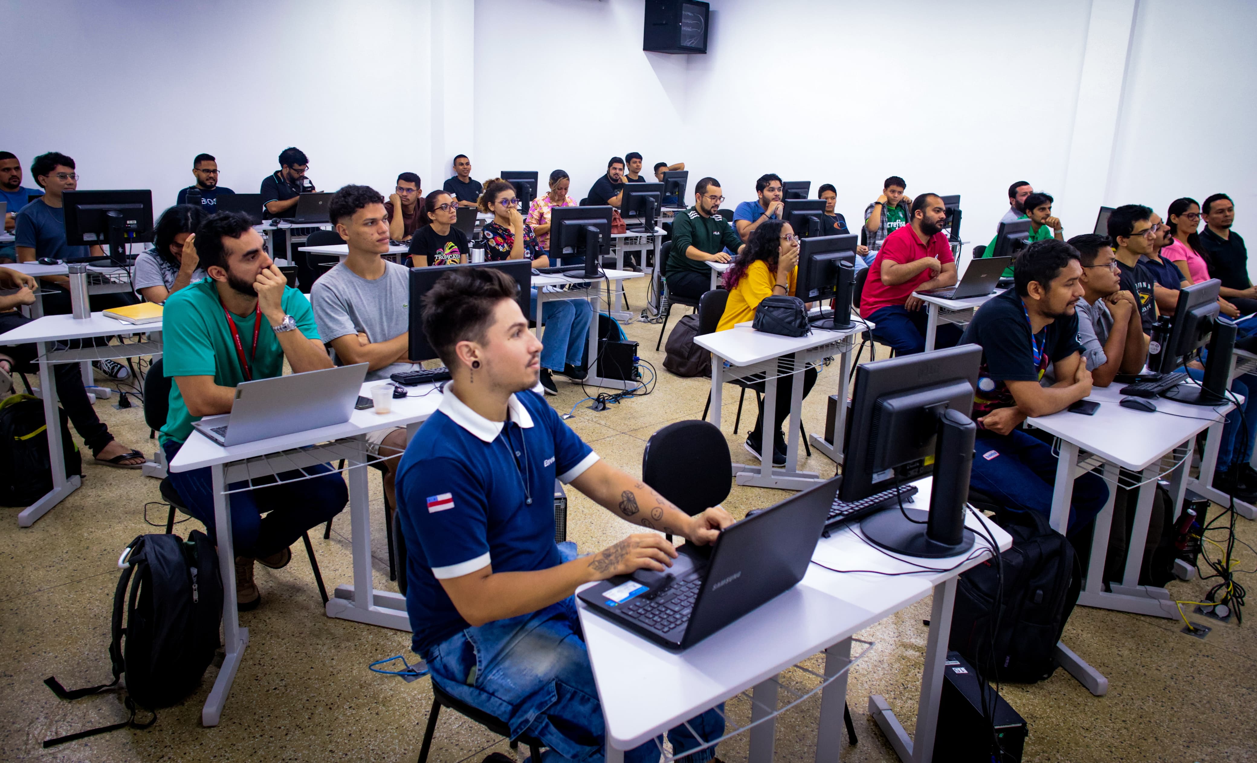 Cursos: etech abre turmas de qualificação tecnológica para a comunidade