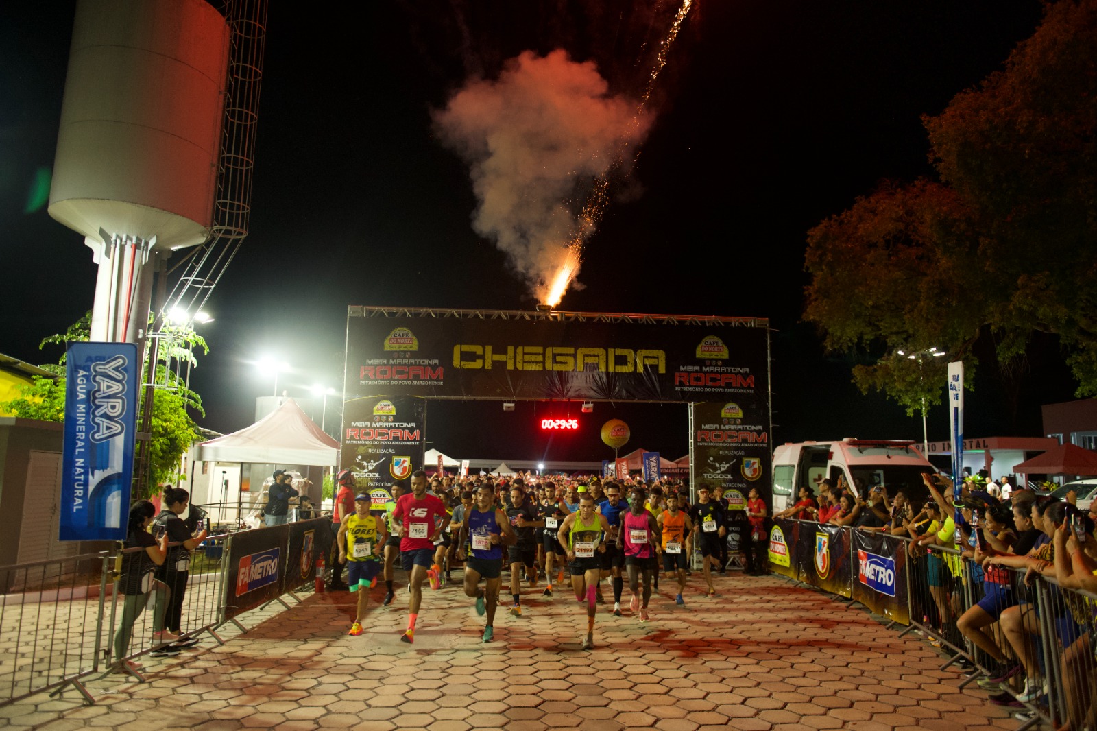 Meia Maratona da Rocam reúne mais de 4 mil pessoas, no Distrito Industrial