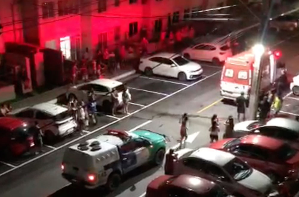 Mulher filma vizinho esfaqueado em Manaus e cenas viralizam; veja