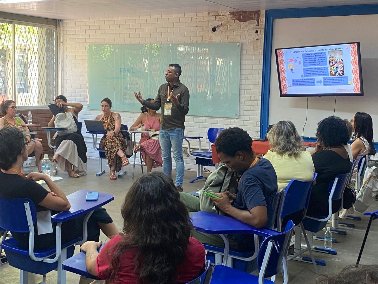 Parceria entre Seduc e UEA forma mais de 100 mestres da rede estadual de ensino