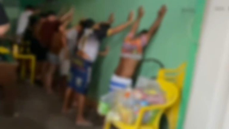 Vídeo: Milicianos que ‘fiscalizavam’ rua na Compensa são presos