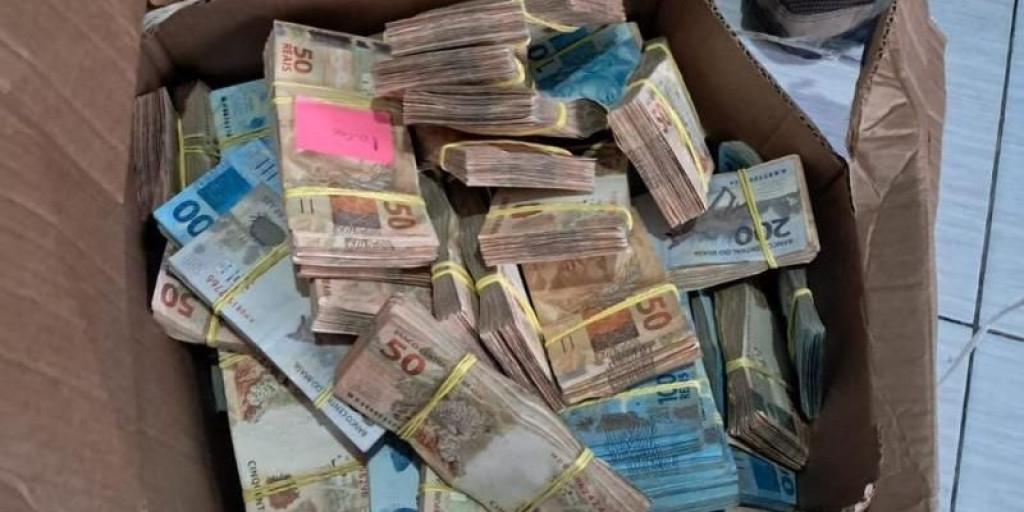 PC cumpre mandados no AM em operação contra golpe que desviou salários de jogadores