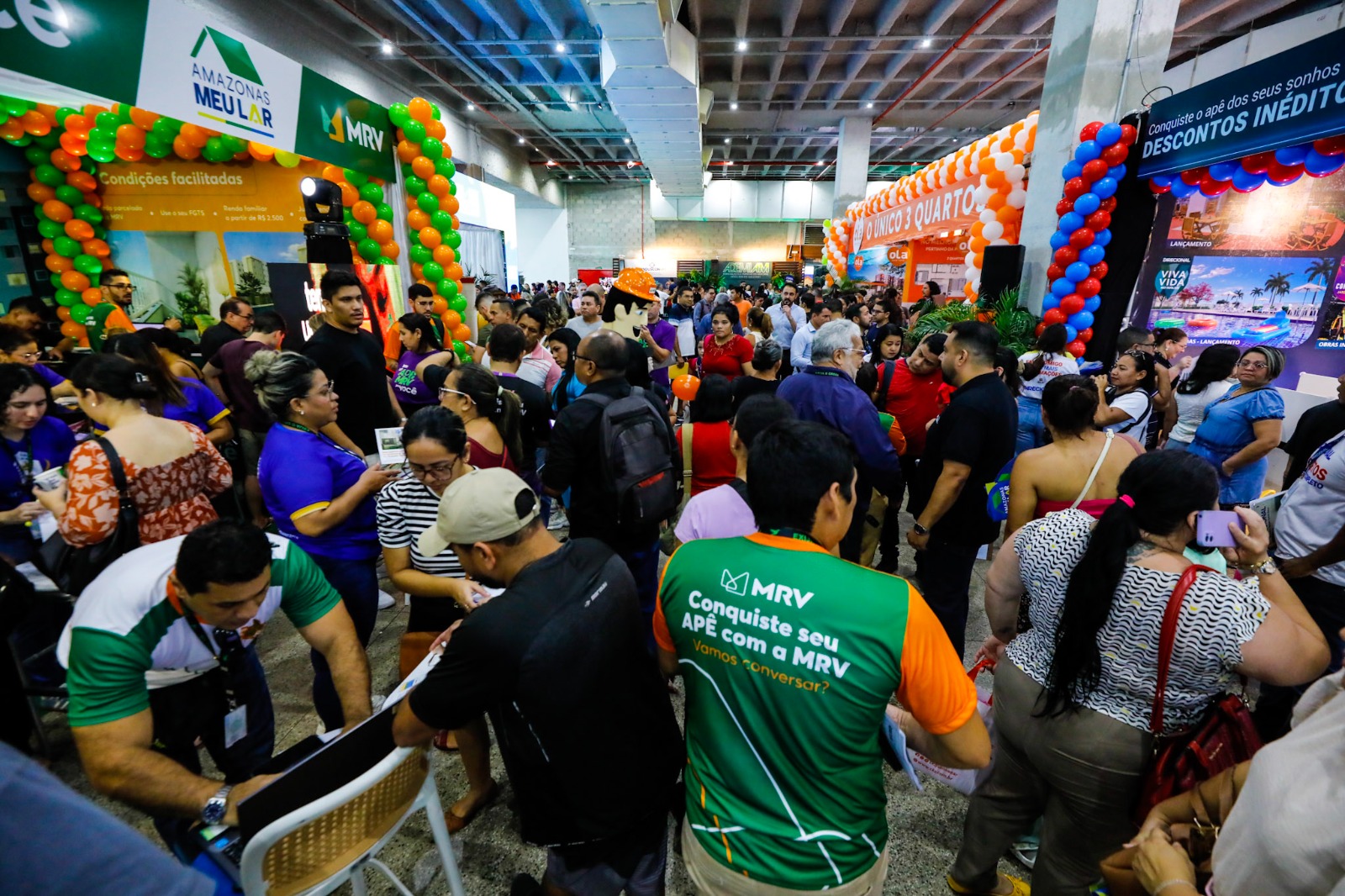 Beneficiários do 2° Feirão Amazonas Meu Lar comemoram a conquista da casa própria