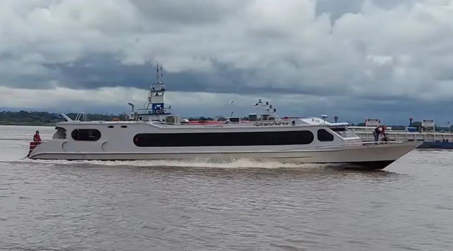 Candidato à presidência do Garantido sofre acidente no rio Amazonas