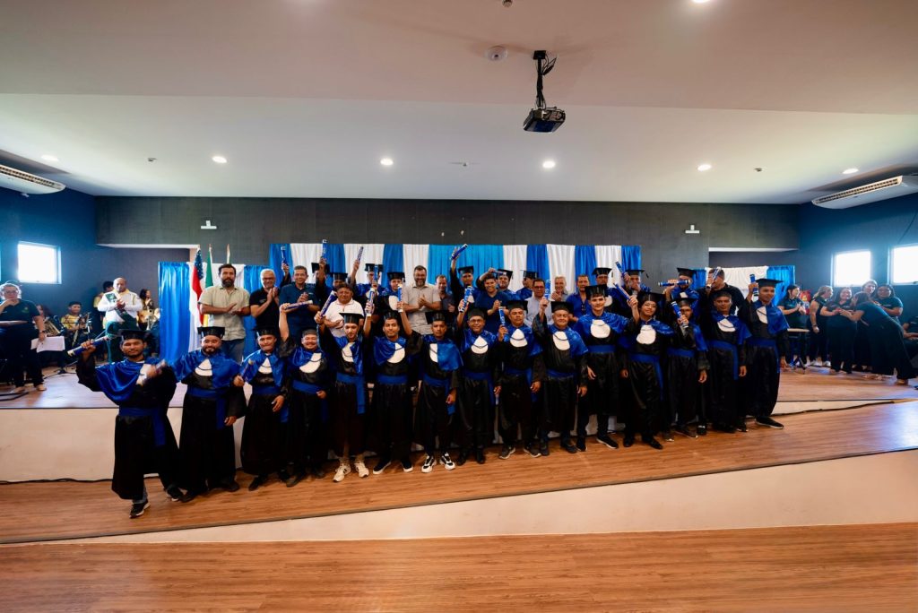 Eneva conclui primeira turma da escola técnica de Silves e fortalece educação local