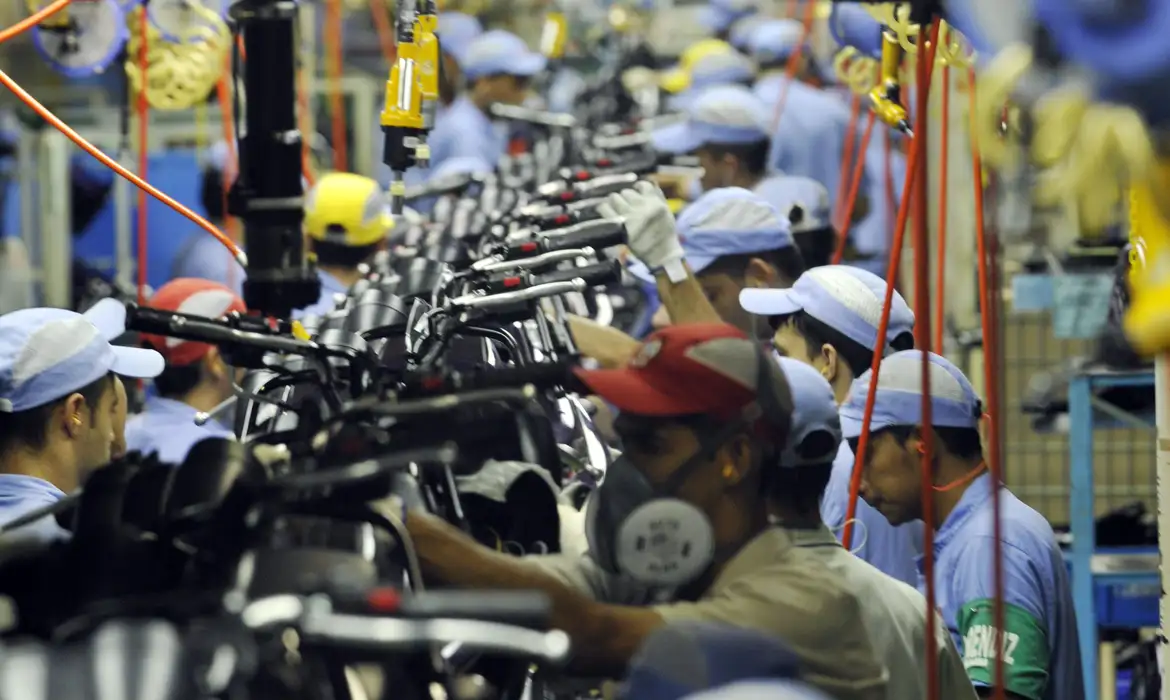 Produção de motos no PIM cresce e tem melhor setembro desde 2011