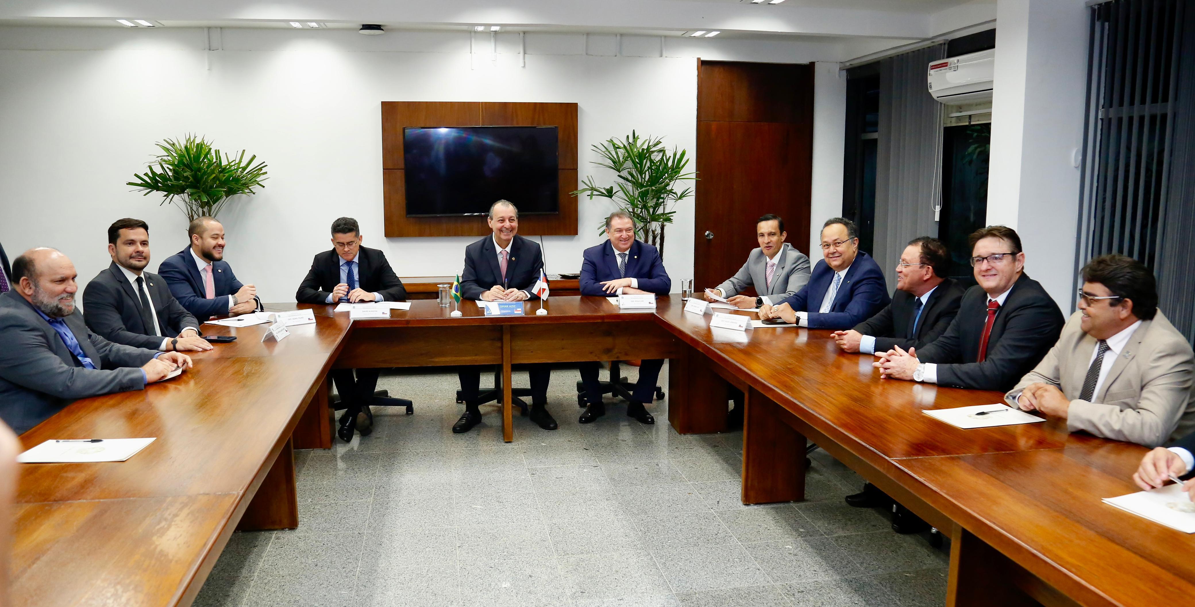 Bancada do Amazonas confirma emendas para investimentos em Manaus