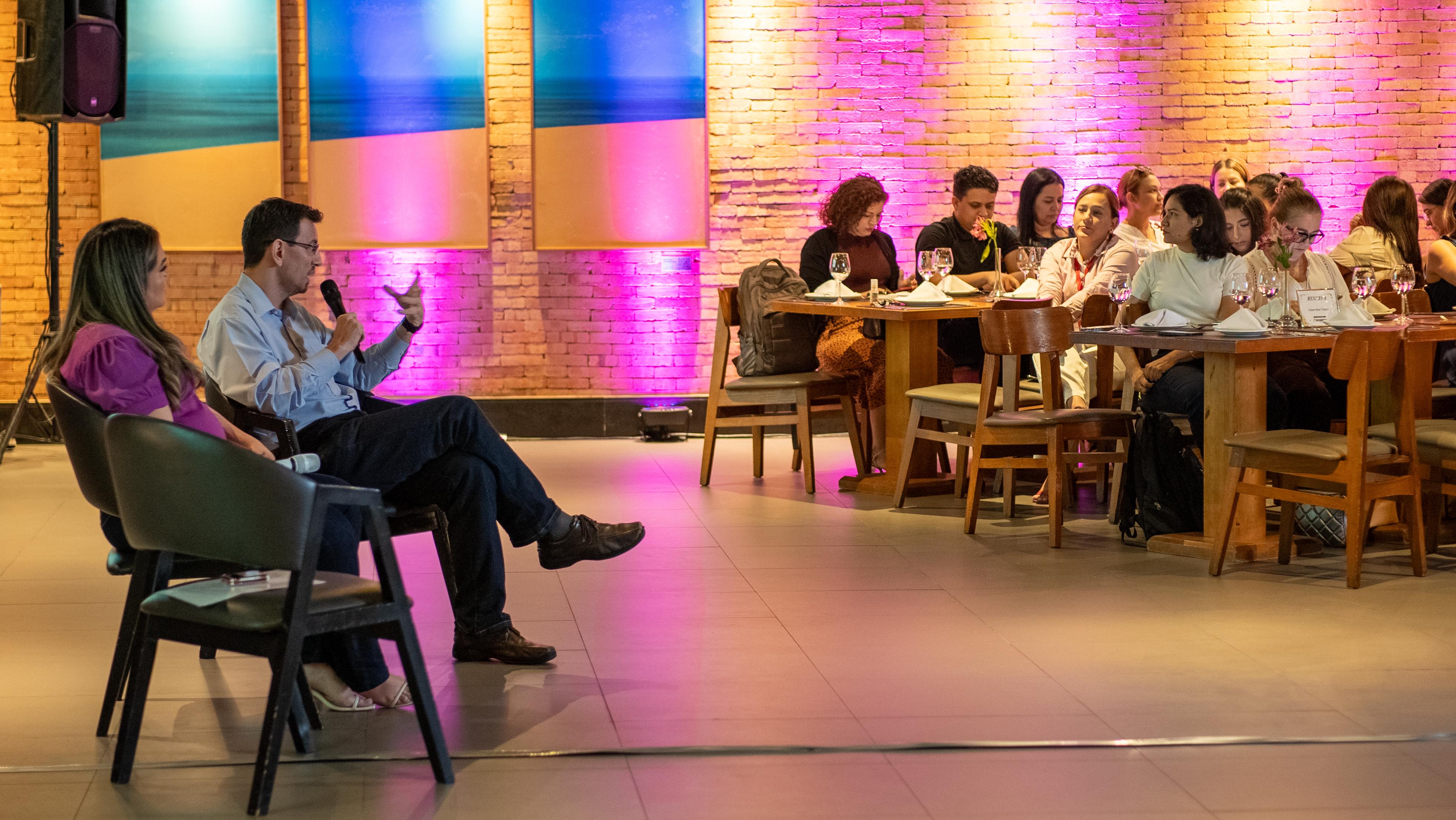 Programa Atem Vida e Saúde reúne especialistas para falar sobre saúde feminina