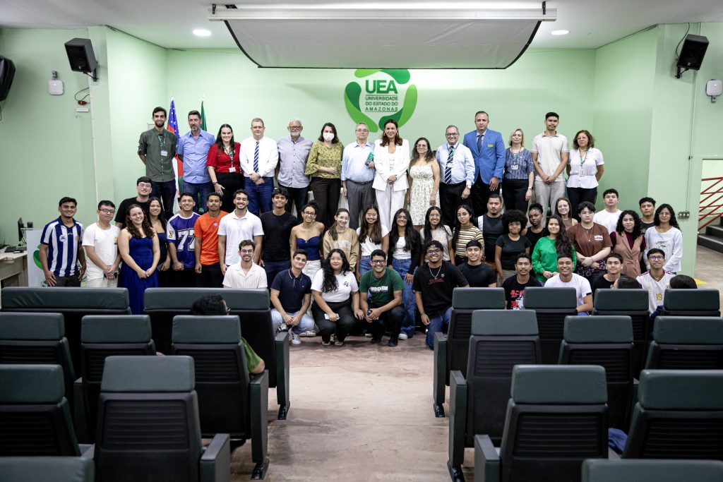 UEA inicia ano letivo com programação especial para calouros