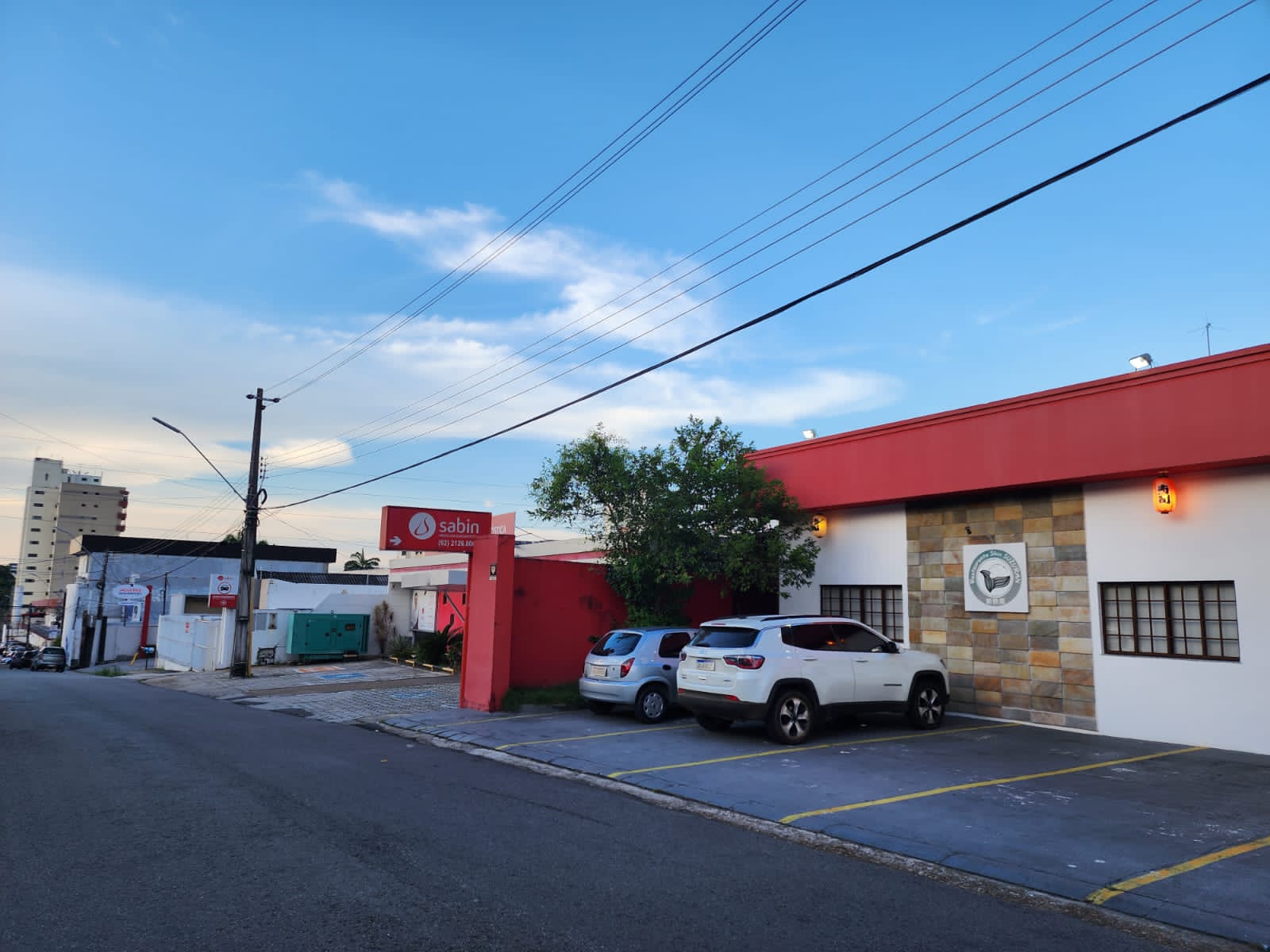 Amazonas Energia retira mais de 20 toneladas de cabos e equipamentos em desuso ou clandestinos