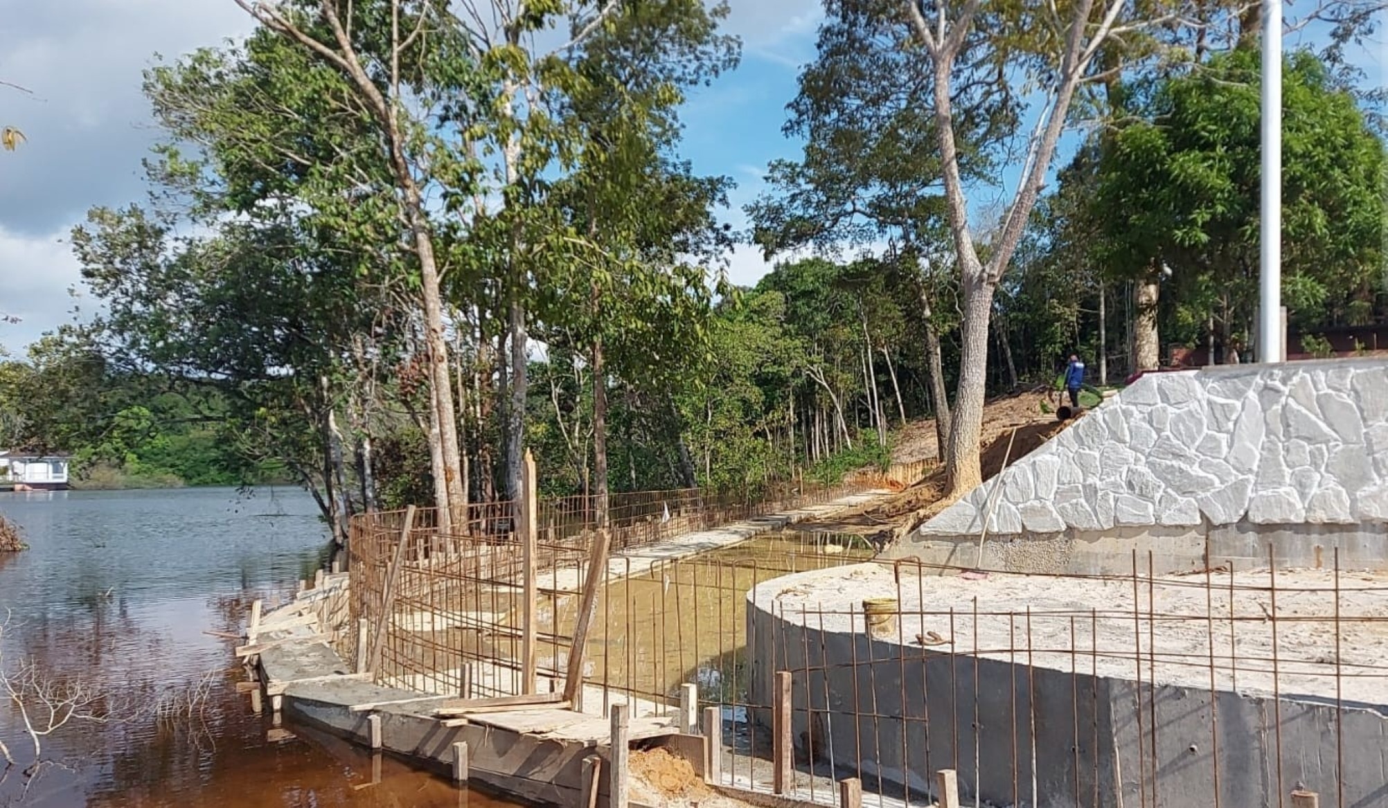 Ipaam aplica multa de R$ 105,5 mil por terraplanagem irregular no Tarumã-Açu