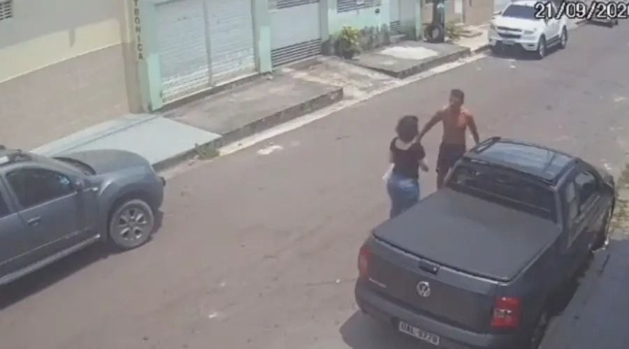 Mulher é agredida por vizinho 'faixa-preta' no bairro Cidade Nova