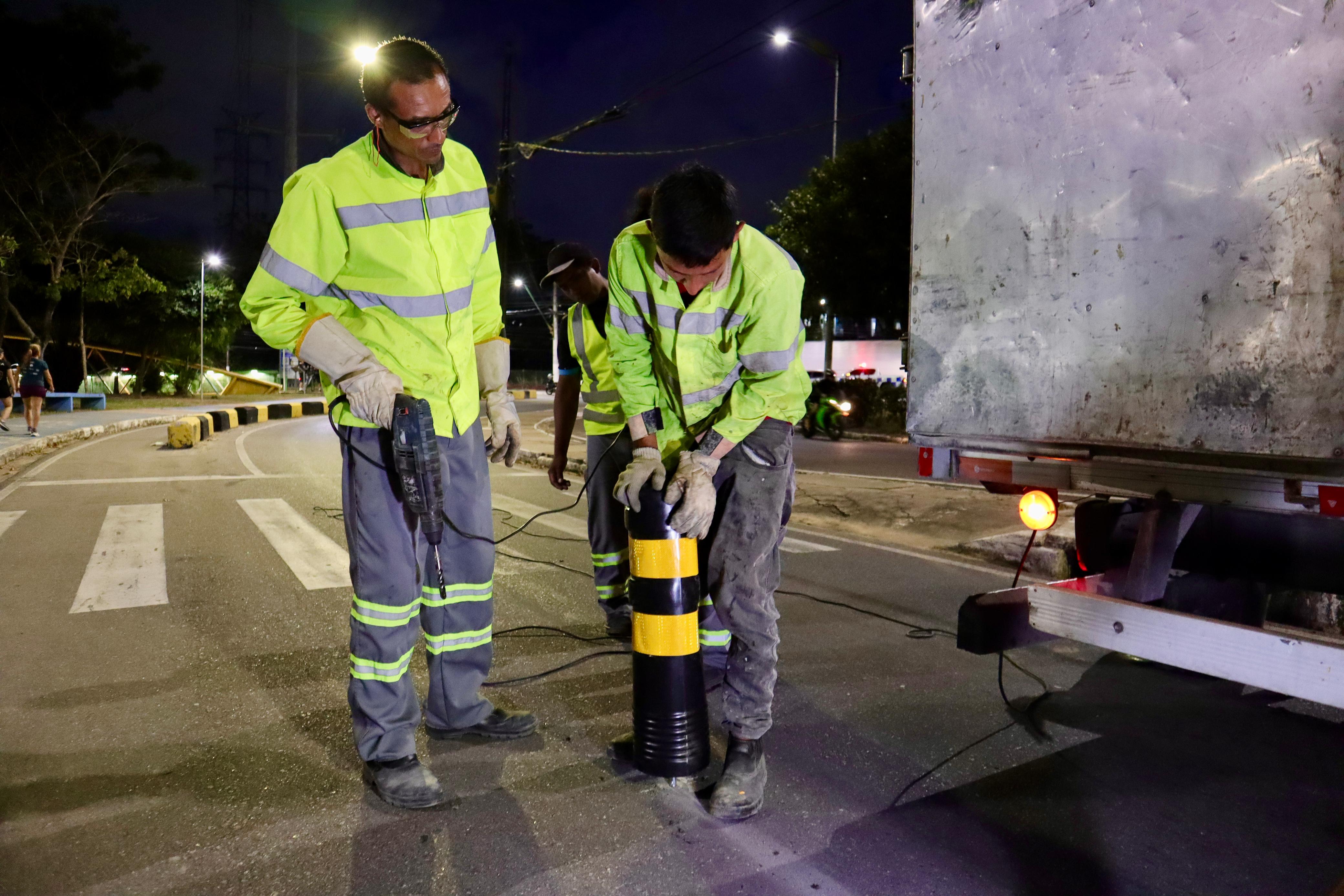 Passeio do Mindu recebe balizadores para reforçar segurança de corredores e ciclistas