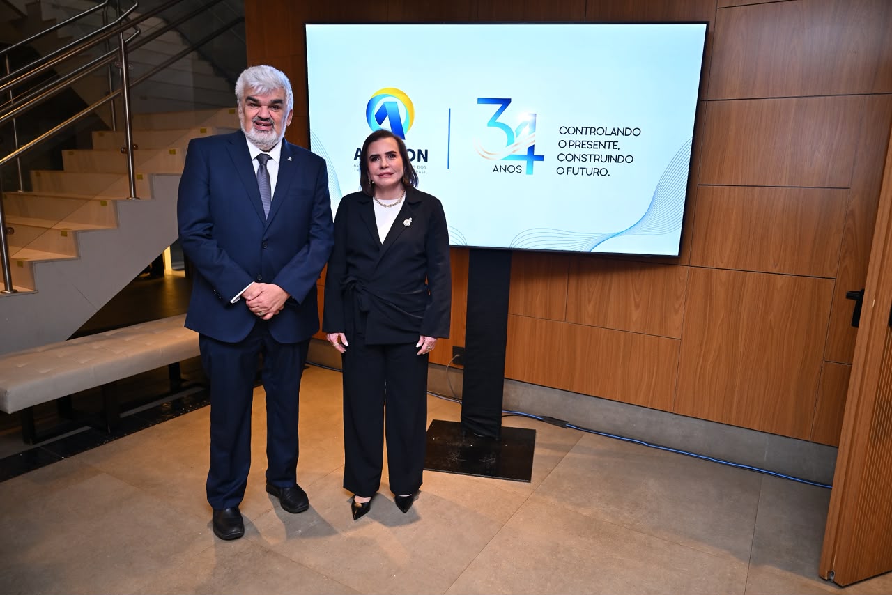 Conselheiros do TCE-AM participam de solenidade pelos 34 anos da Atricon