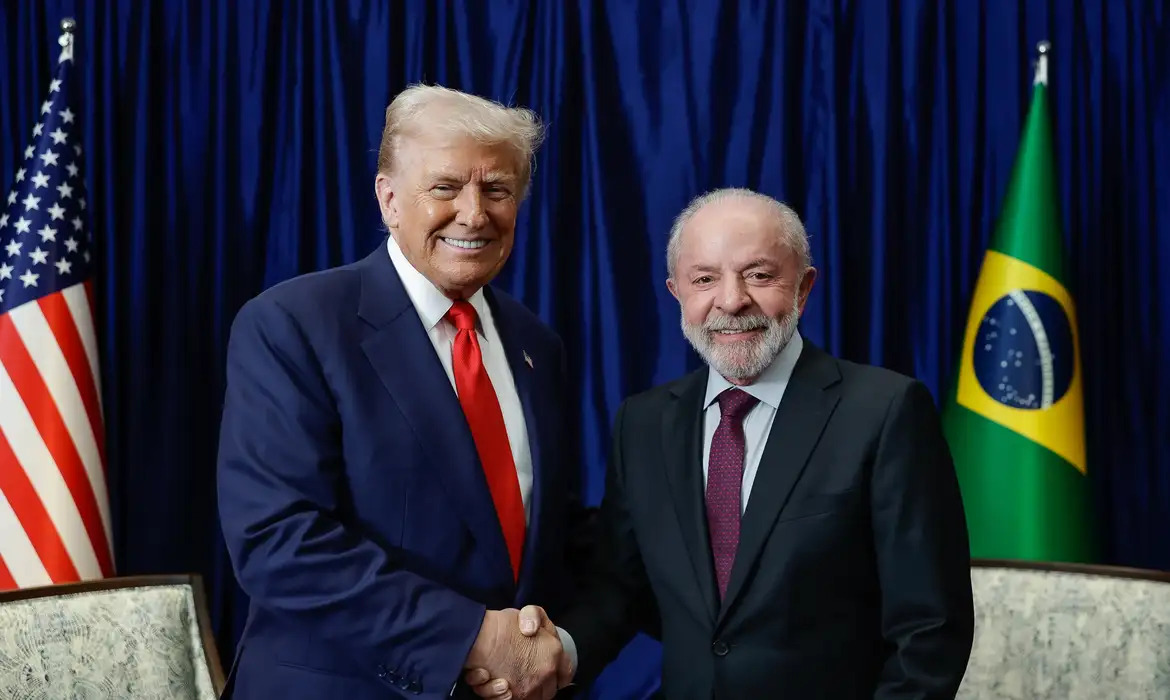 Lula diz que teve "ótima reunião" com Trump na Malásia