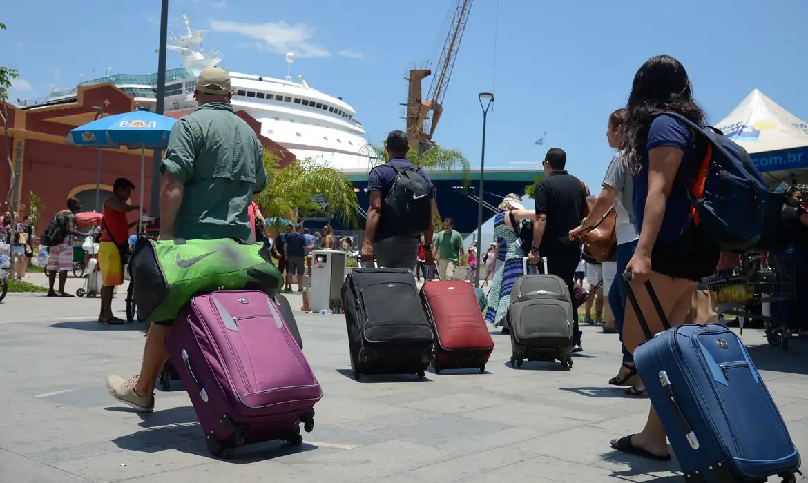 Brasil é quarto país que mais ampliou turismo internacional, diz OCDE
