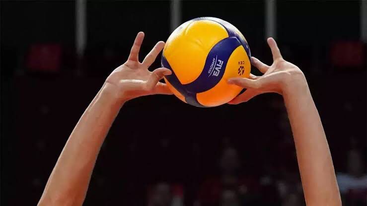 Jogador de vôlei perde casa em incêndio e amigos fazem campanha para ajudar