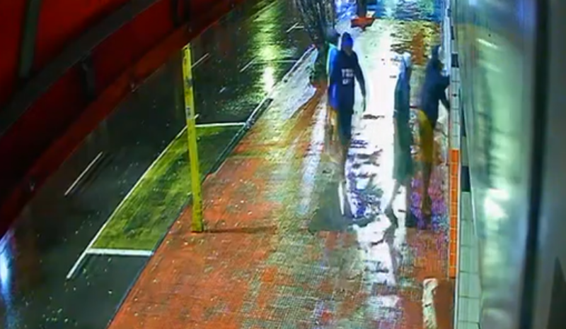 Criminosos invadem loja no Centro de Manaus; prejuízo chega a R$ 20 mil