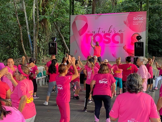 Sesc Amazonas realiza ação com serviços gratuitos em alusão ao Outubro Rosa