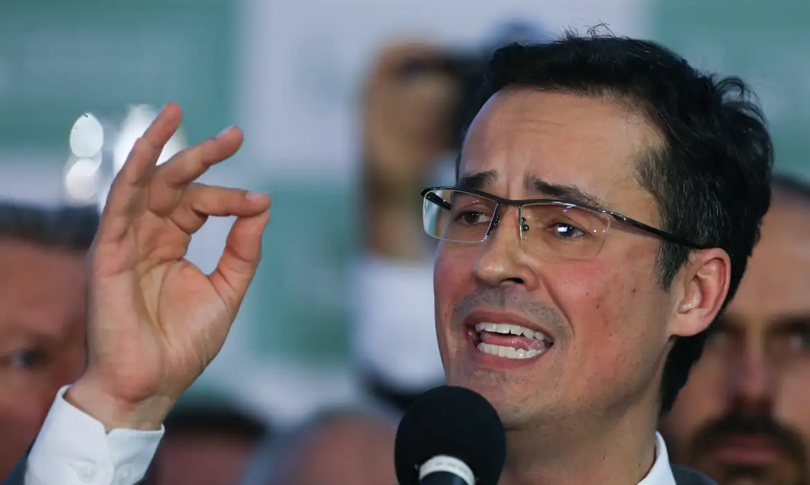 TSE adia julgamento sobre candidatura de Deltan Dallagnol ao Senado