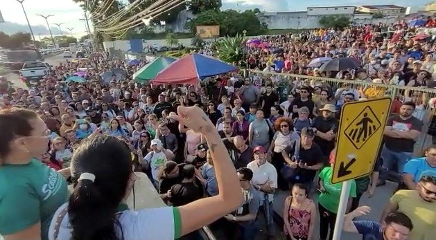 Governo do AM diz que só vai negociar com professores se a greve terminar