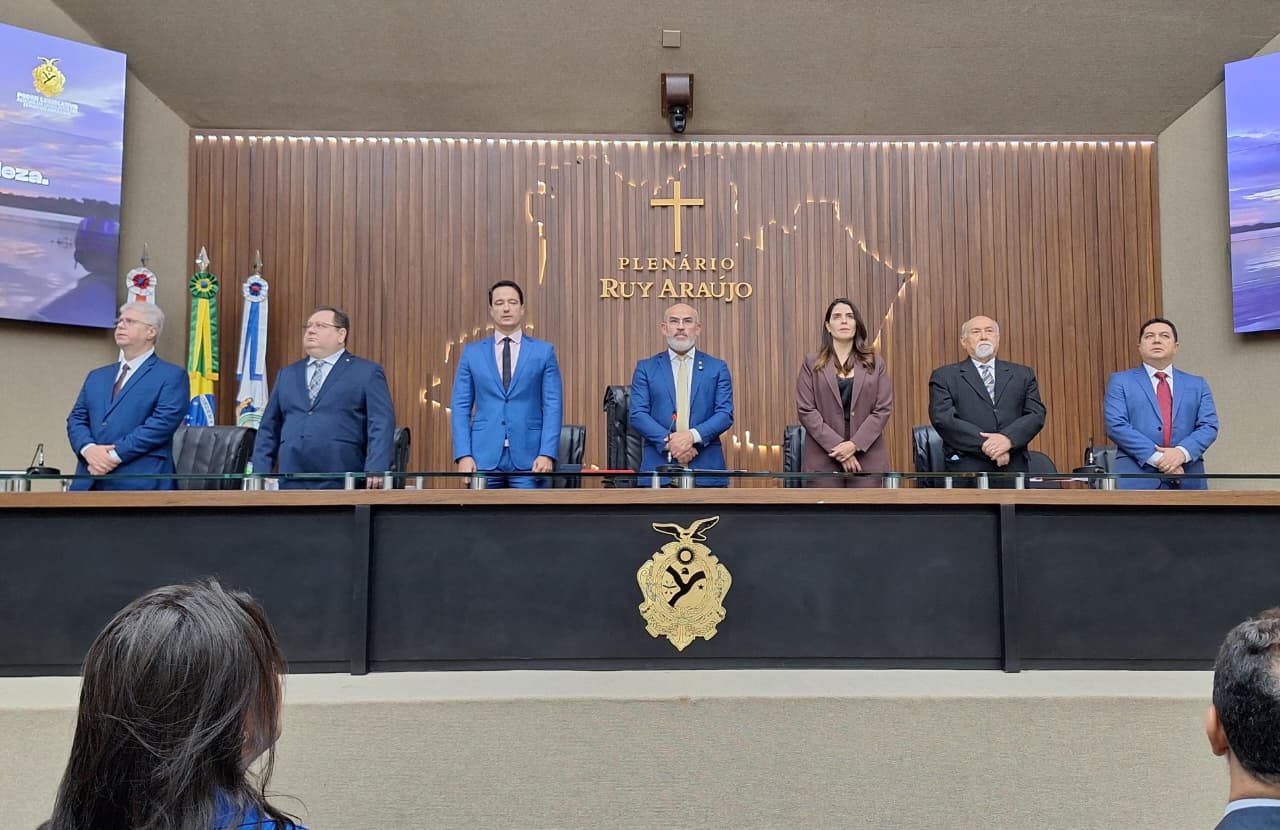 Suframa é destaque na Aleam com Medalha do Mérito Jurídico