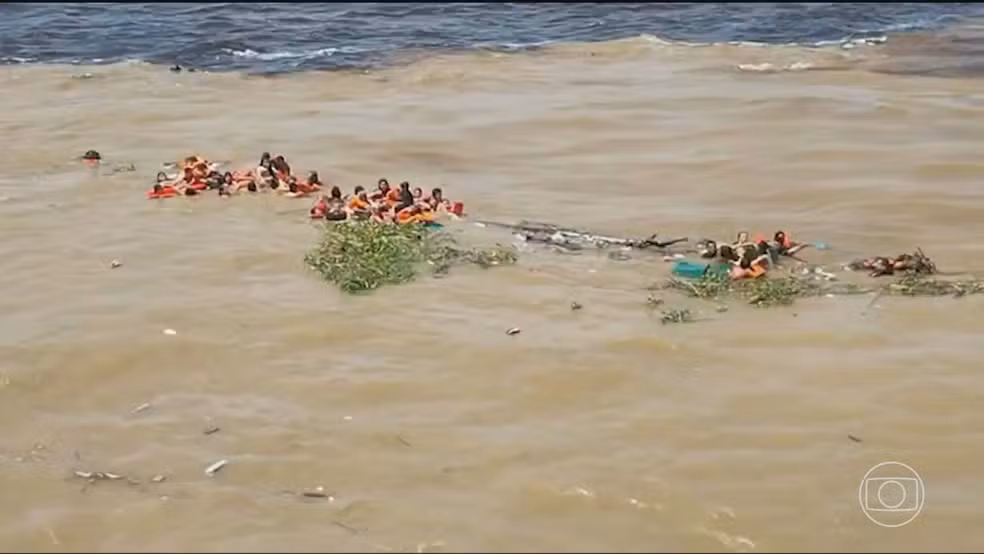 Um mês após naufrágio em Manaus, cinco pessoas continuam desaparecidas