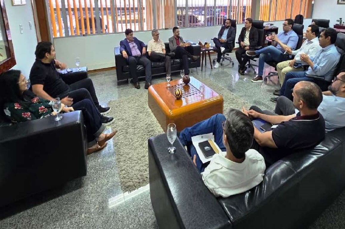 Suframa e Receita discutem implementação da reforma tributária na Zona Franca de Manaus