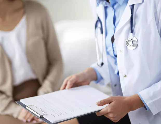 PL assegura às mulheres direito a acompanhante durante consulta e exames