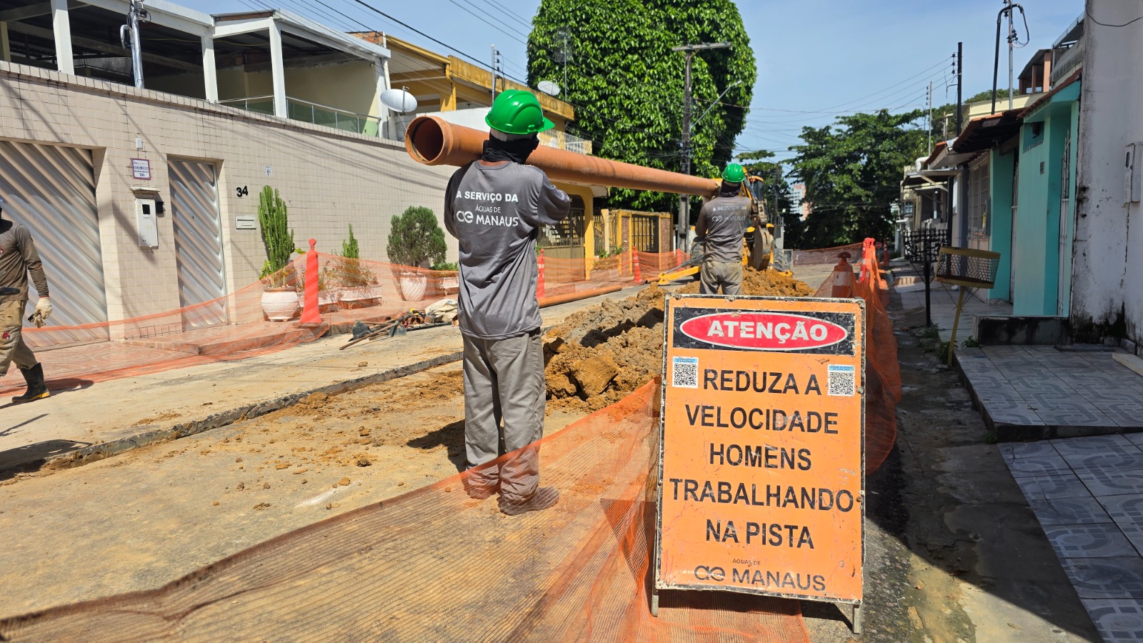Nove áreas de Manaus recebem obras de implantação de rede de esgoto; confira