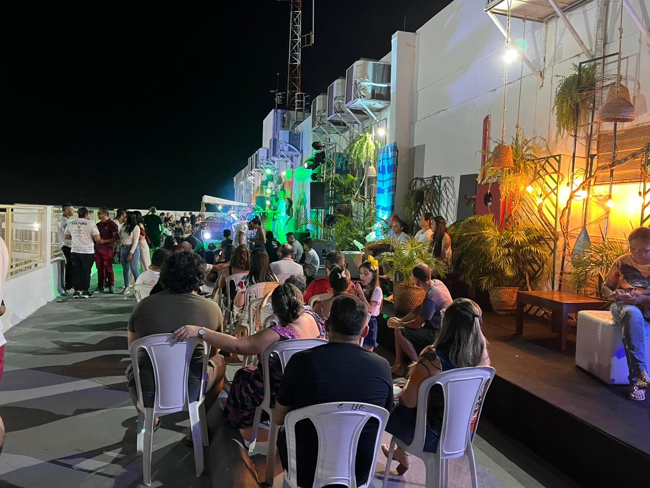 Bumbódromo de Parintins recebe Feira de Economia Criativa