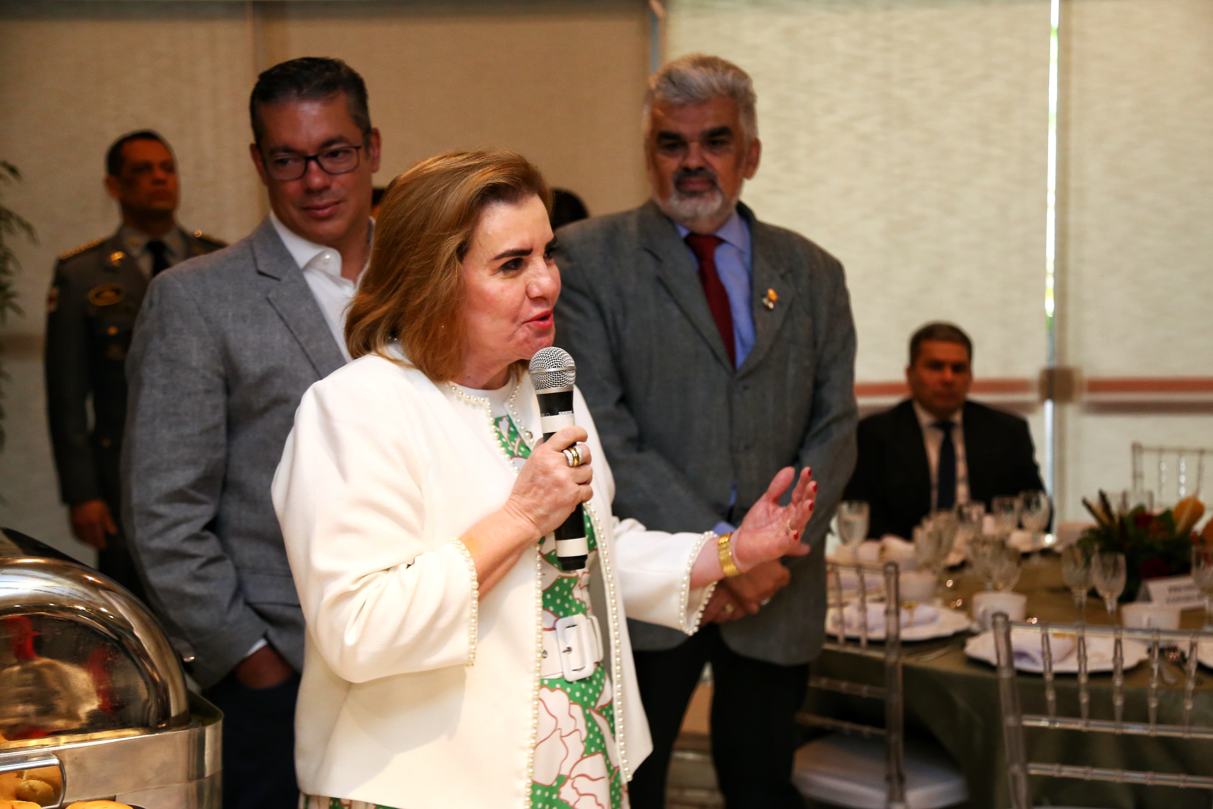 Em confraternização natalina com a imprensa, presidente do TCE firma compromisso de gestão transparente