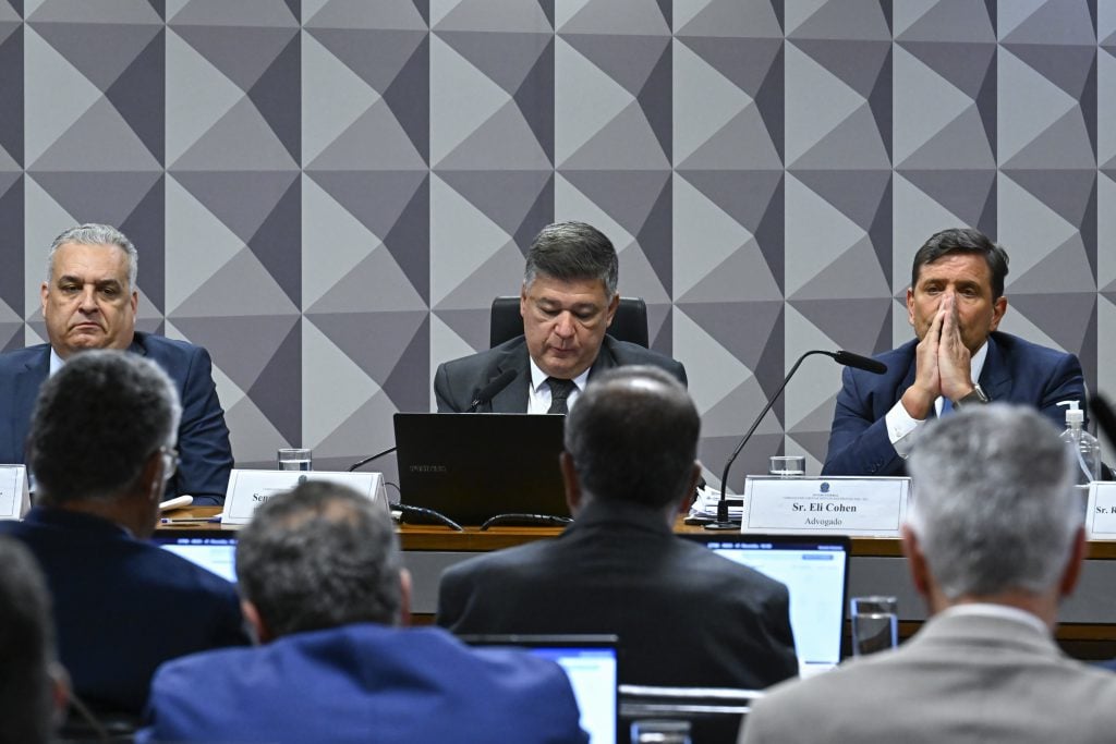 CPMI do INSS aprova pedido de prisão preventiva de 21 investigados