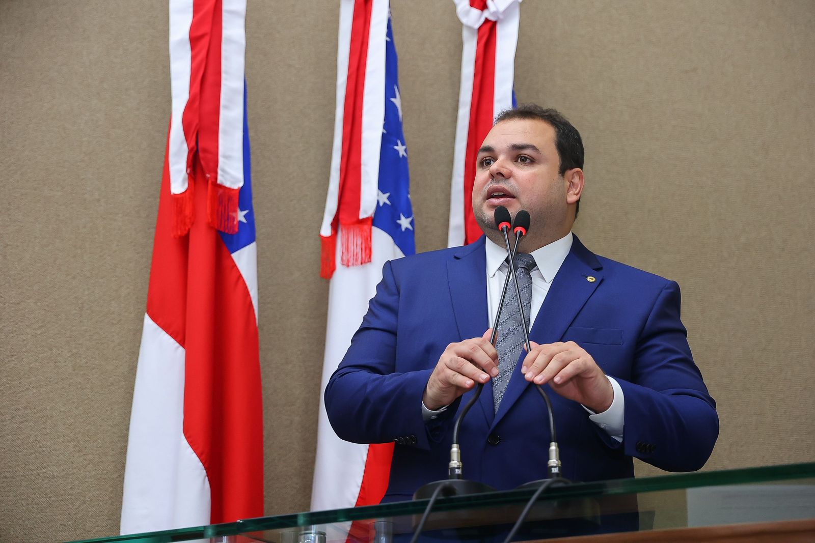 Roberto Cidade propõe PL que dá prioridade de matrícula a alunos onde estejam lotado seus responsáveis