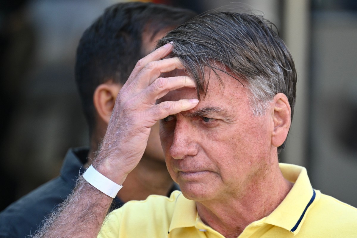 PGR pede que Supremo mantenha em vigor lei que reduz pena de Bolsonaro
