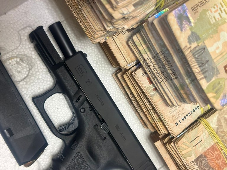 Suspeito de integrar facção é preso após sacar R$ 300 mil em Manaus