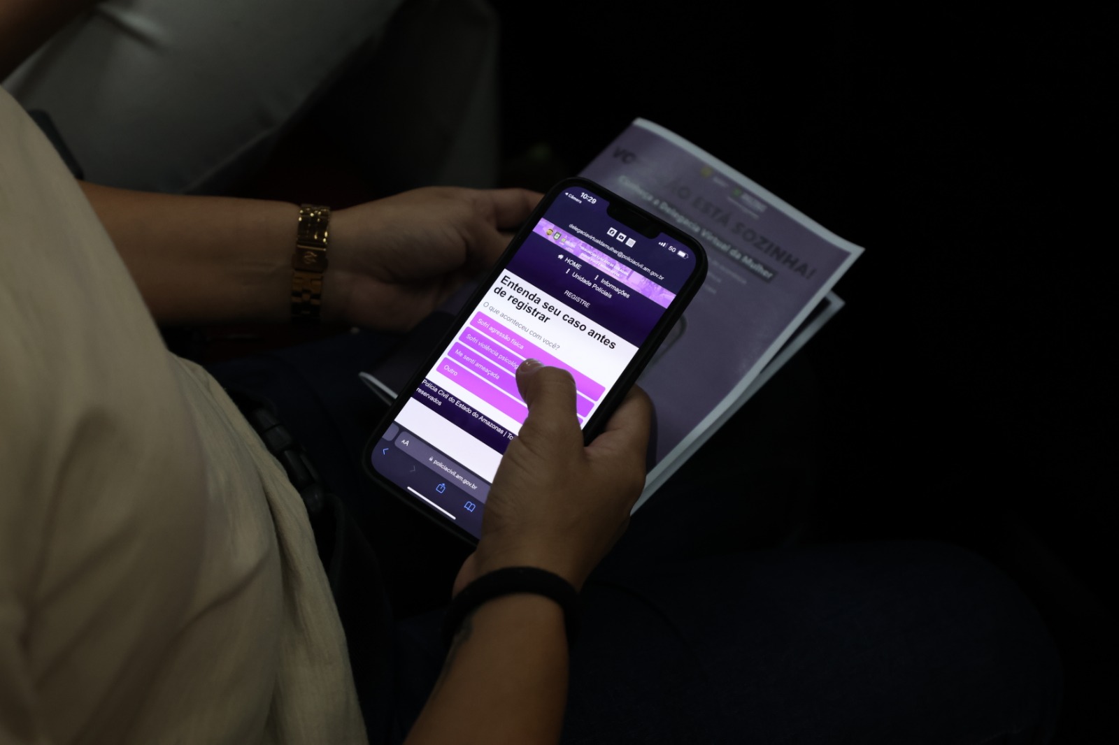 PC-AM lança Delegacia Virtual da Mulher para agilizar medidas protetivas