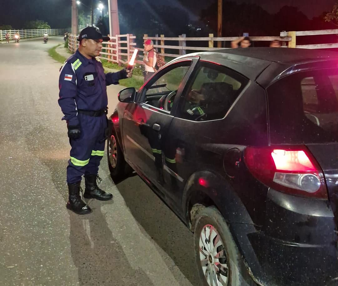 Prefeitura de Parintins promove campanha para reduzir acidentes no trânsito