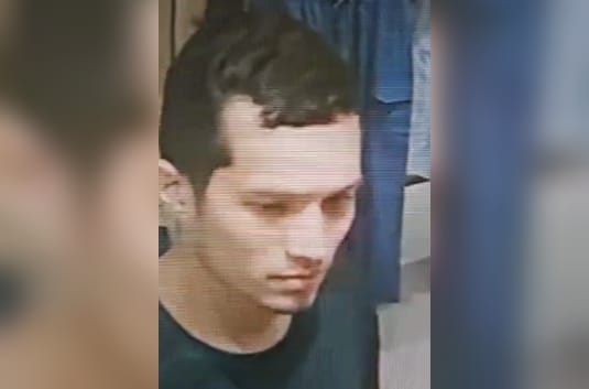 Polícia procura suspeito de aplicar golpe da troca do cartão no AM