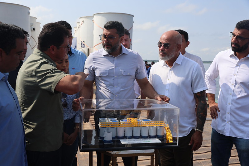 Wilson Lima vistoria envio de Estação de Tratamento de Água para São Gabriel da Cachoeira