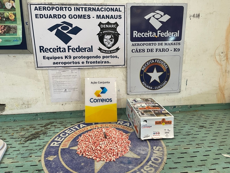 Mais de 3 mil comprimidos de ecstasy são encontrados em encomenda