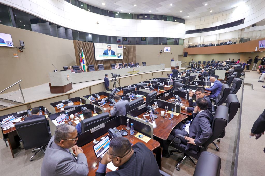 Projetos de Lei aprovados pelos vereadores de Manaus seguem à sanção da Prefeitura