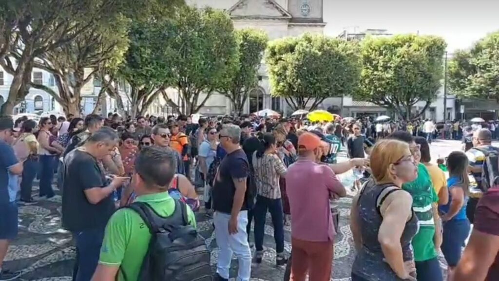 Greve de professores ainda não tem acordo no Amazonas