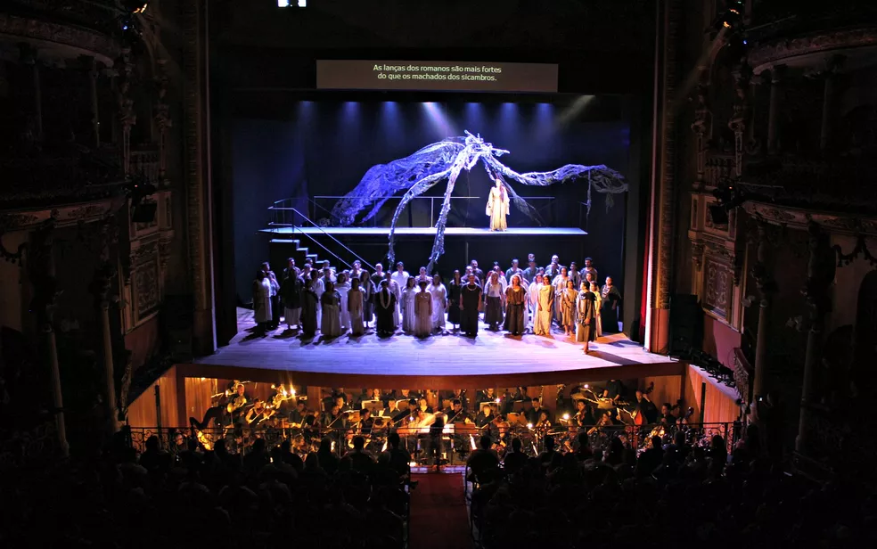 Adriana Brasil - Você prefere ópera, rock ou nostalgia? Confira o agendão cultural