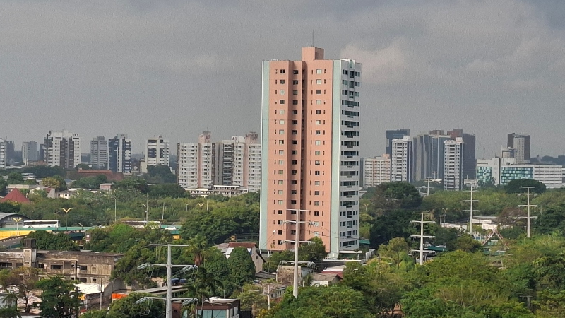 Fumaça encobre Manaus e qualidade do ar chega a nível ‘péssimo’ nesta quarta