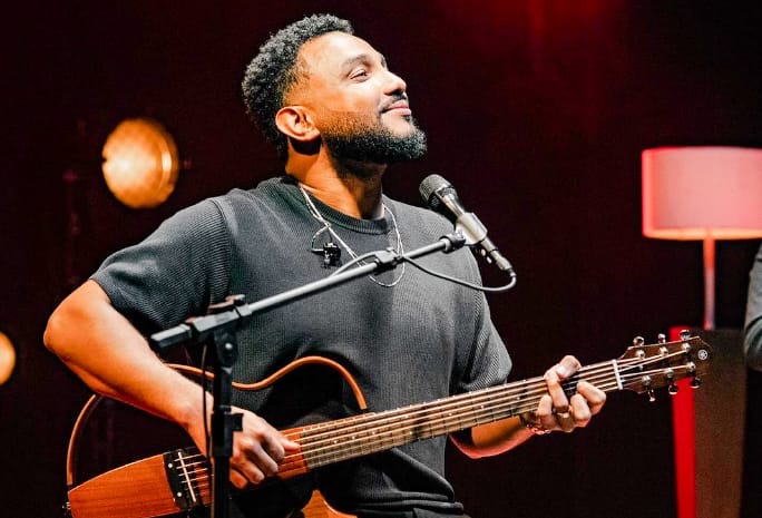 Eli Soares é a nova atração nacional do ‘#SouManaus Passo a Paço 2025’